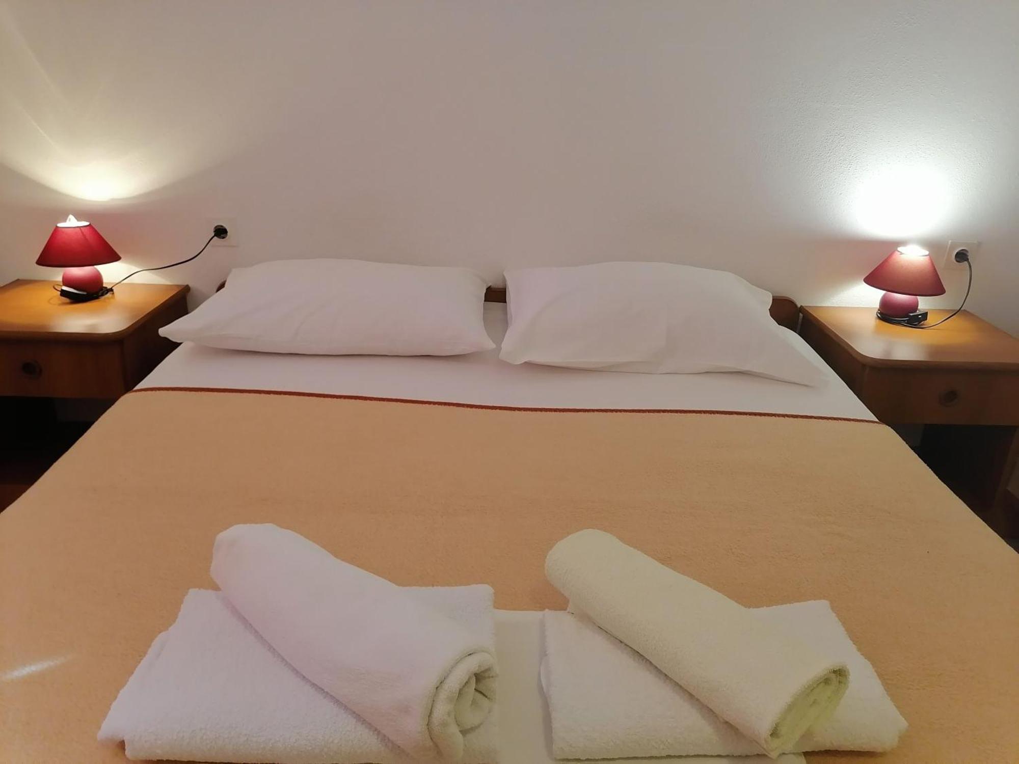 Mirjana F Apartaments باشْكا المظهر الخارجي الصورة