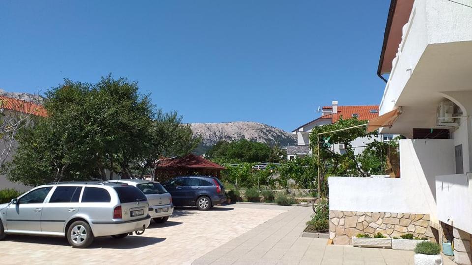Mirjana F Apartaments باشْكا المظهر الخارجي الصورة