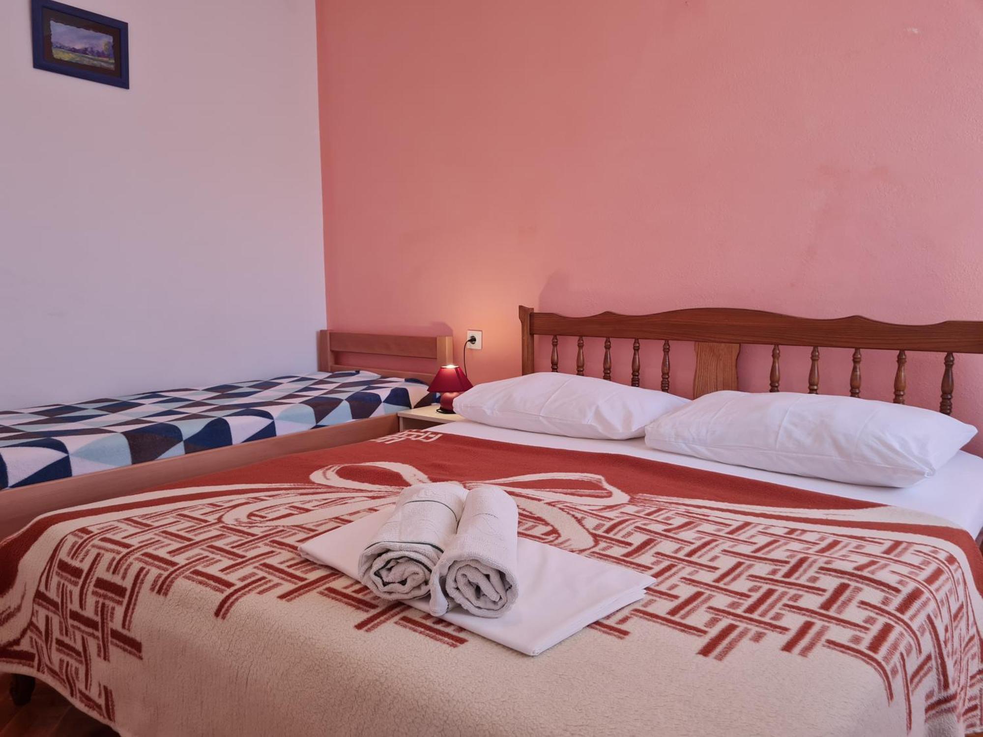 Mirjana F Apartaments باشْكا المظهر الخارجي الصورة