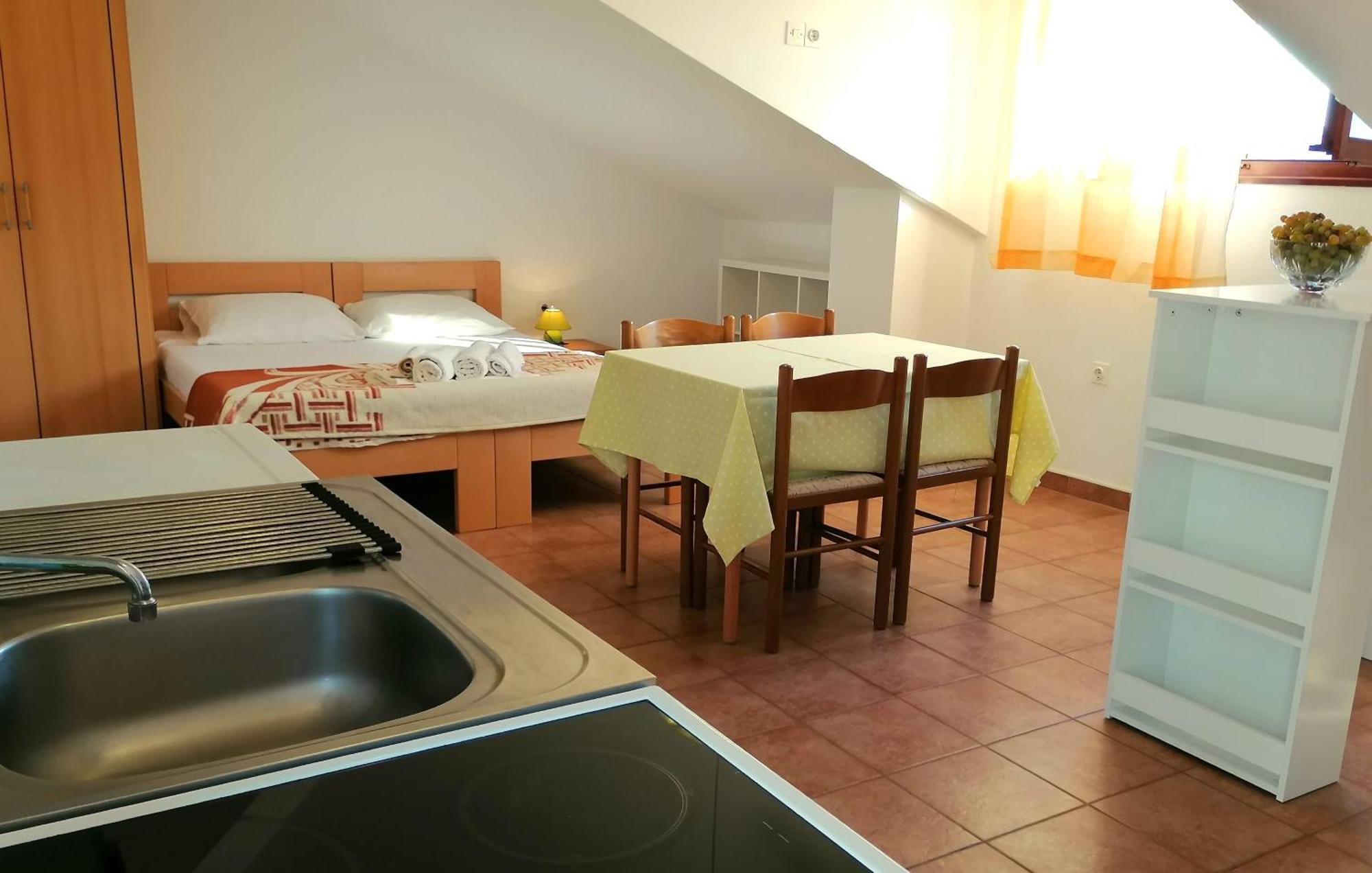 Mirjana F Apartaments باشْكا المظهر الخارجي الصورة
